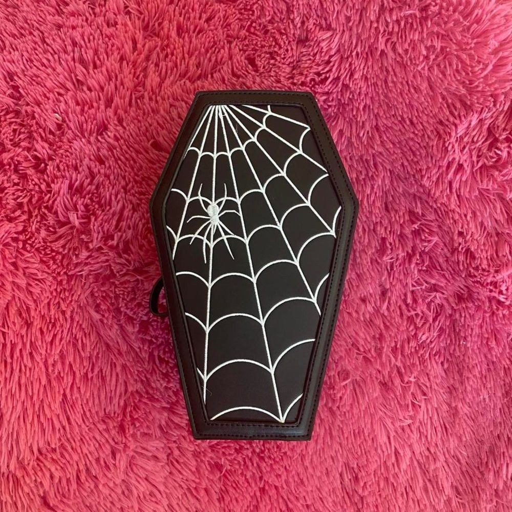 dollskill tombs of endearment bag -